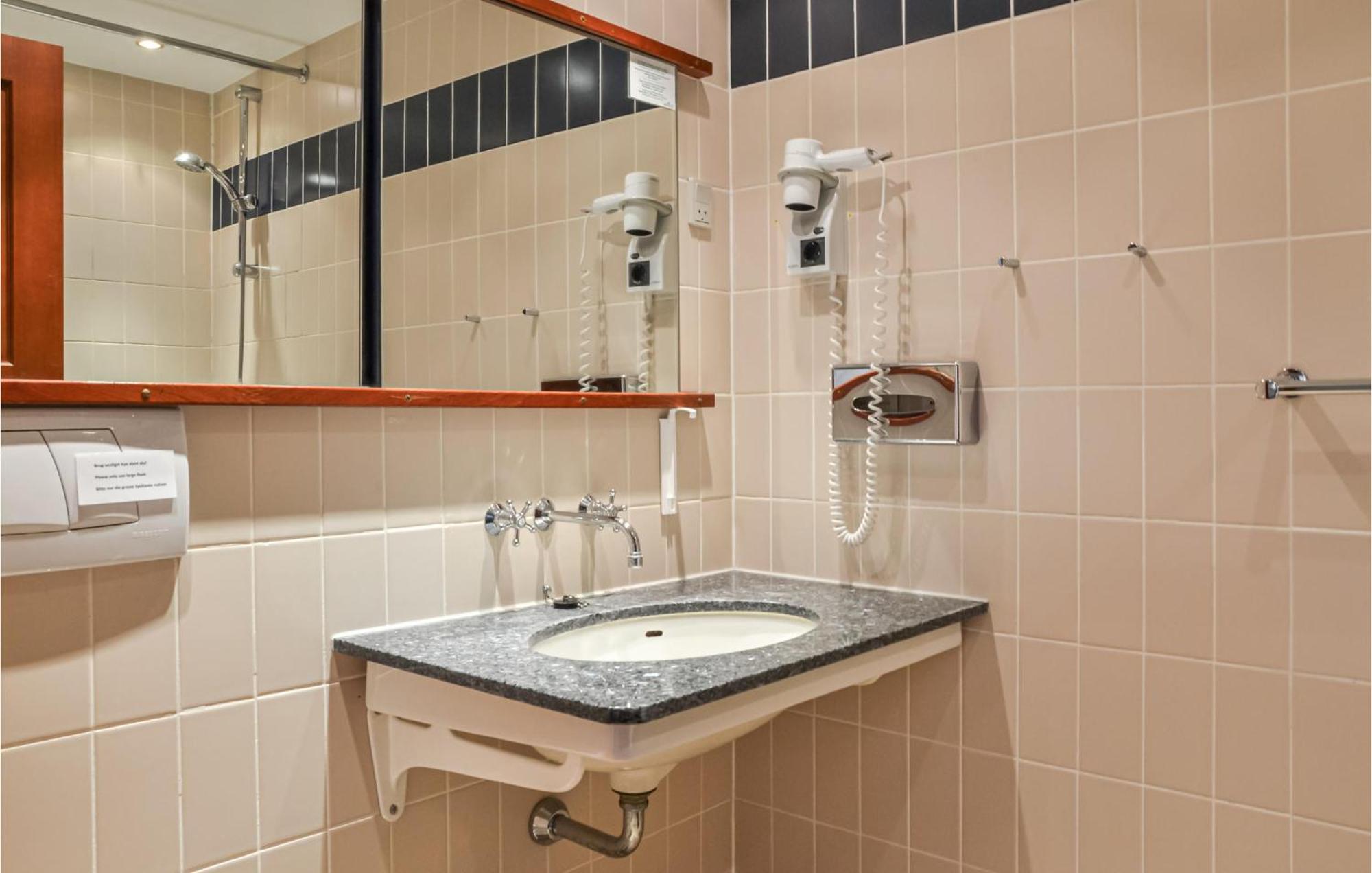 Nice Apartment In Helsingor With Wifi Экстерьер фото